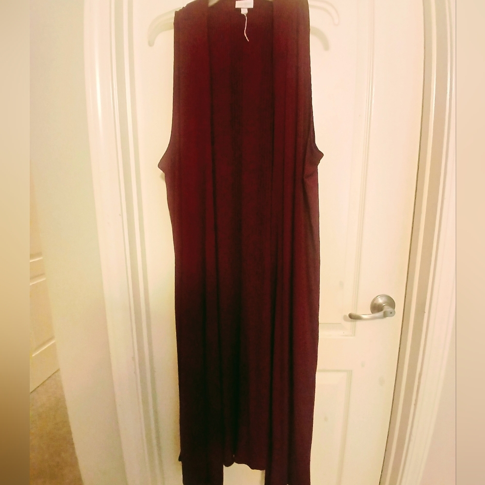 NWOT LuLarue ankle length cardigan